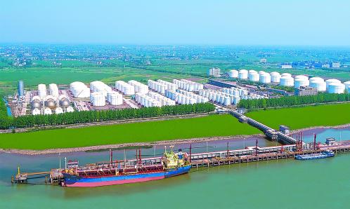 破“卷”突圍：石化企業(yè)如何重塑產(chǎn)業(yè)鏈競(jìng)爭(zhēng)力